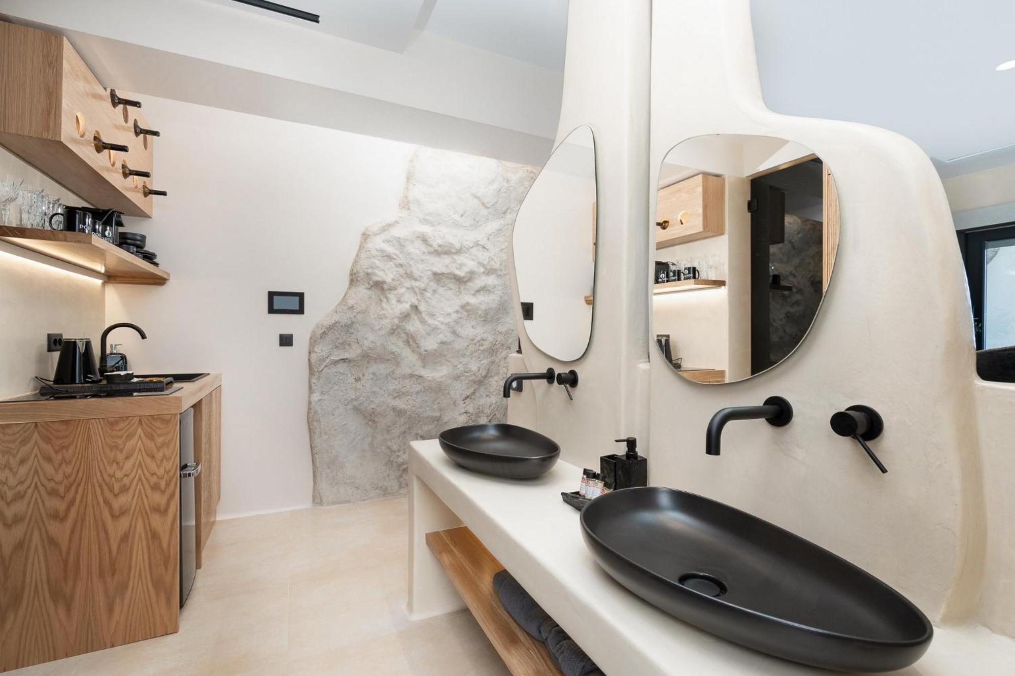 Portara Seaside Luxury Suites Naxos City 外观 照片