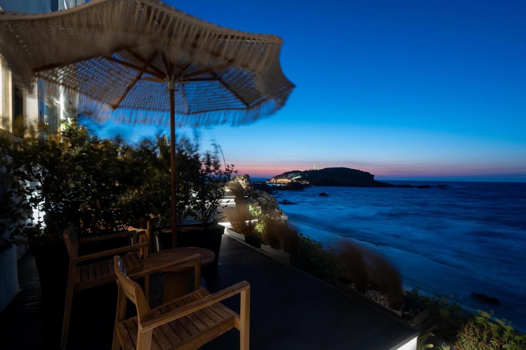 Portara Seaside Luxury Suites Naxos City 外观 照片