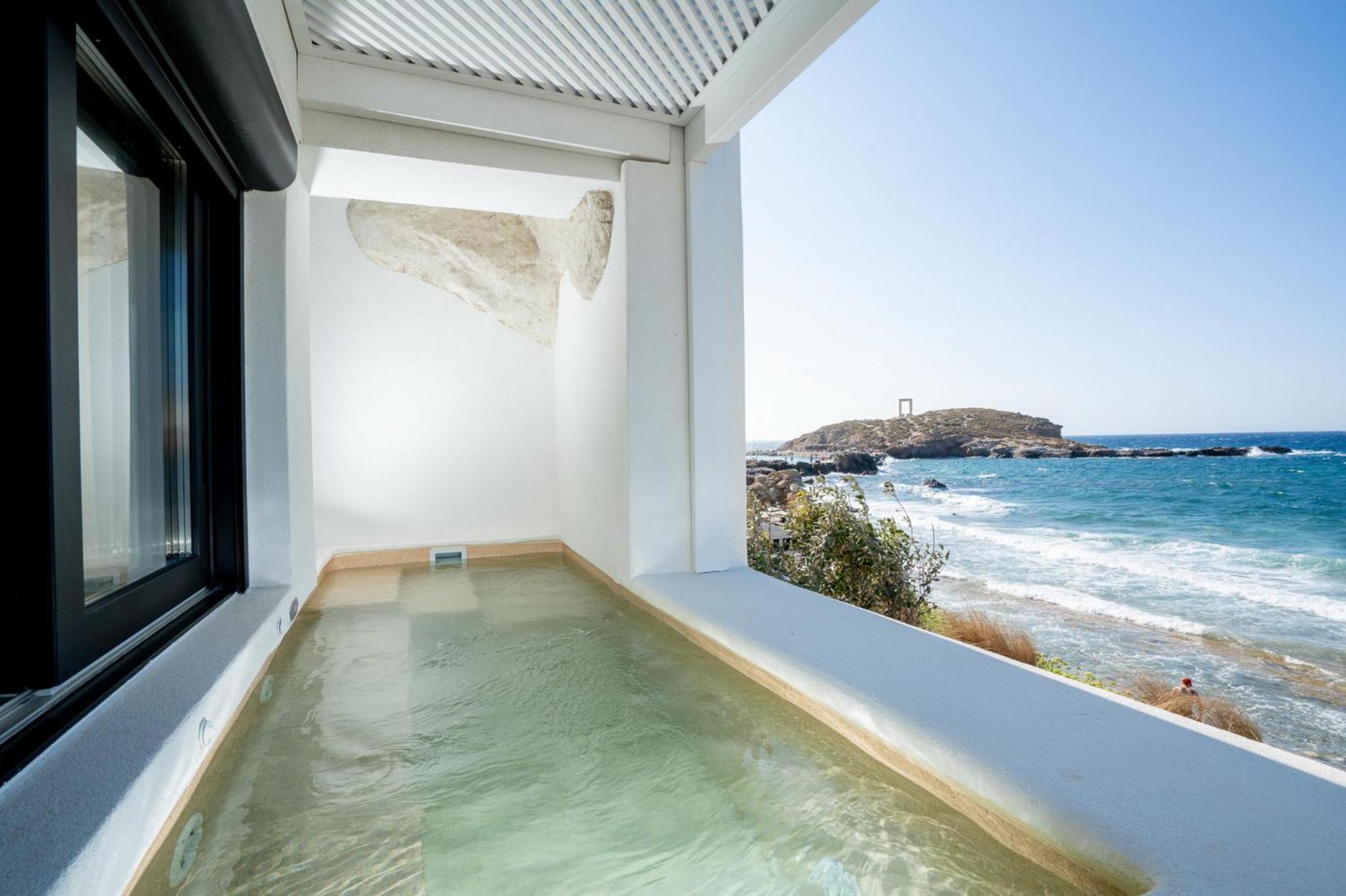 Portara Seaside Luxury Suites Naxos City 外观 照片