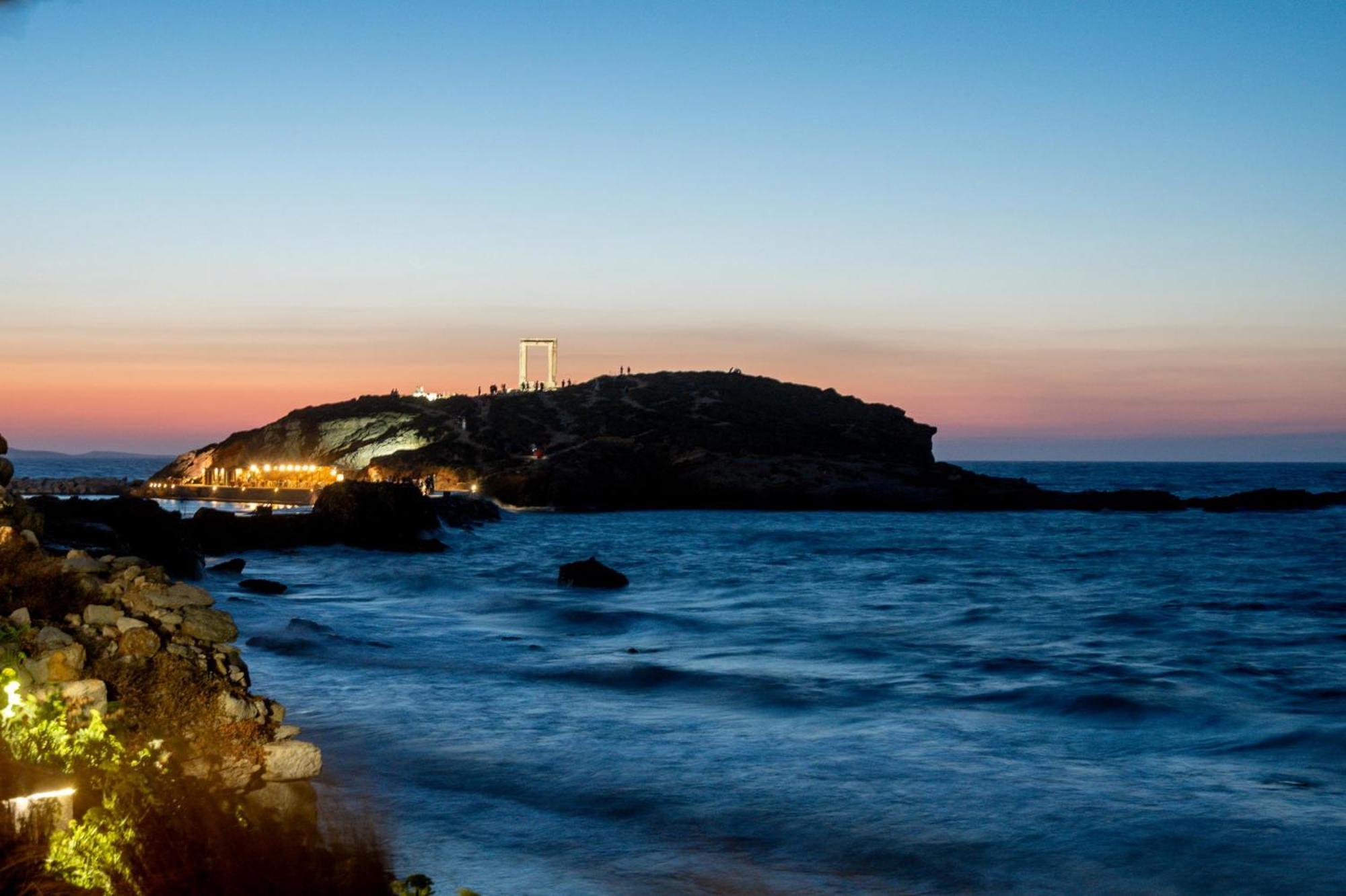 Portara Seaside Luxury Suites Naxos City 外观 照片