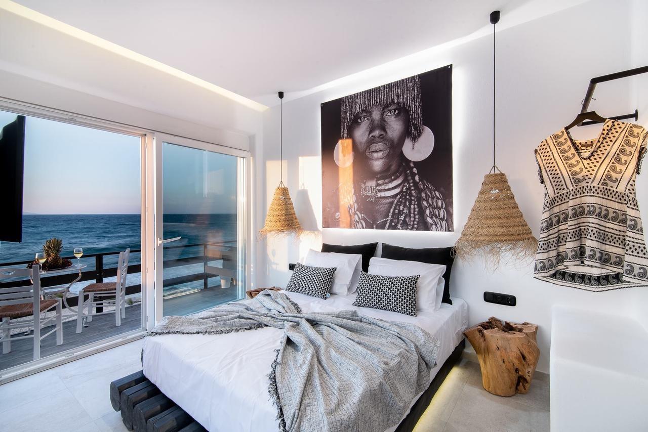 Portara Seaside Luxury Suites Naxos City 外观 照片