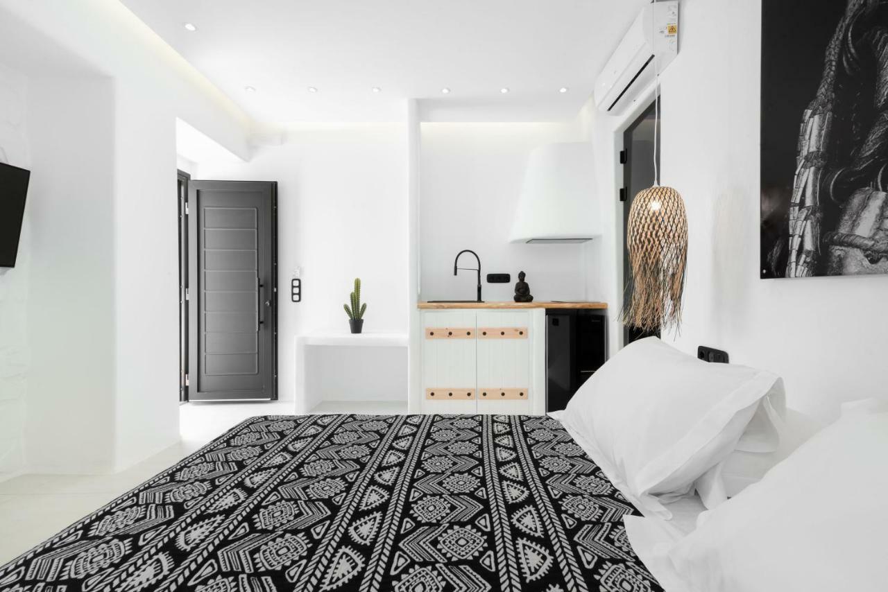 Portara Seaside Luxury Suites Naxos City 外观 照片